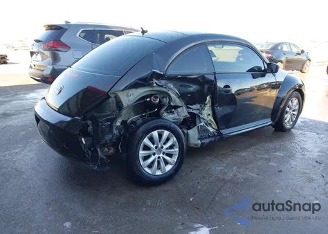 2014 Volkswagen Beetle 1.8T Entry z USA, uszkodzony, nr VIN 3VWF17AT2EM634842